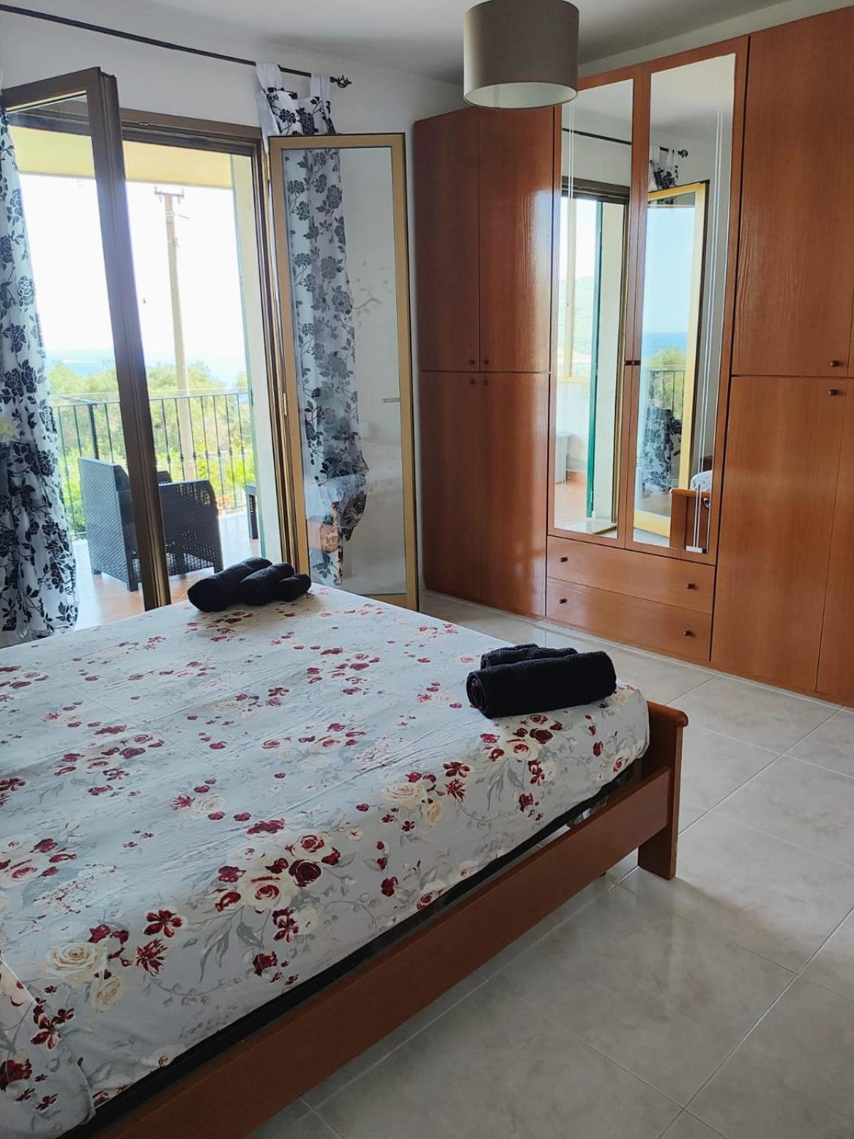 Alba Dorata Appartement San Lorenzo al Mare Buitenkant foto